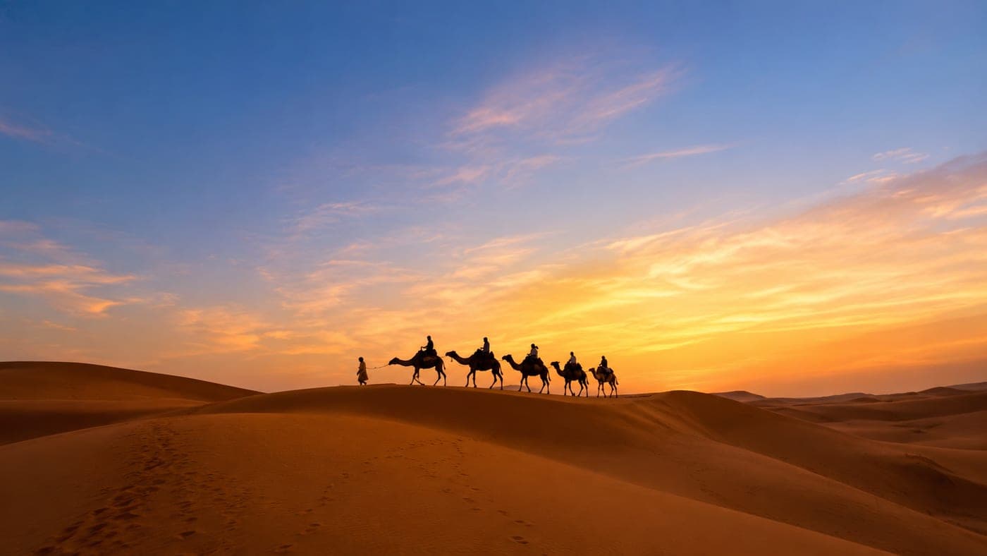 Día 3 del tour Marrakech al desierto de Merzouga: Valle del Dades – Gargantas del Todra – Erfoud – Merzouga – Desierto Erg Chebbi